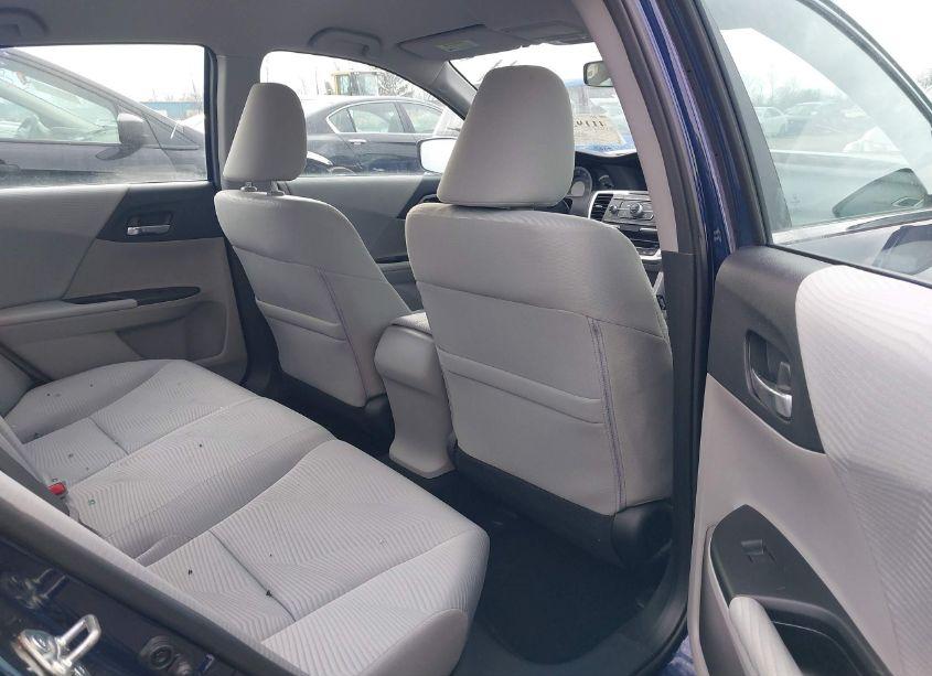 Photo 8 of 2015 Honda Accord LX (VIN 1HGCR2F39FA247358)