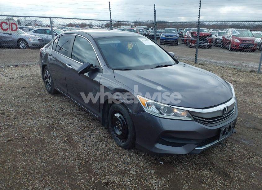 2016 Honda Accord LX (VIN 1HGCR2F39GA006045) main photo