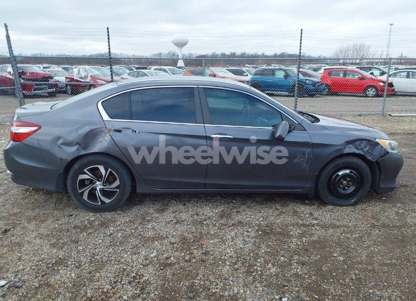Photo 13 of 2016 Honda Accord LX (VIN 1HGCR2F39GA006045)