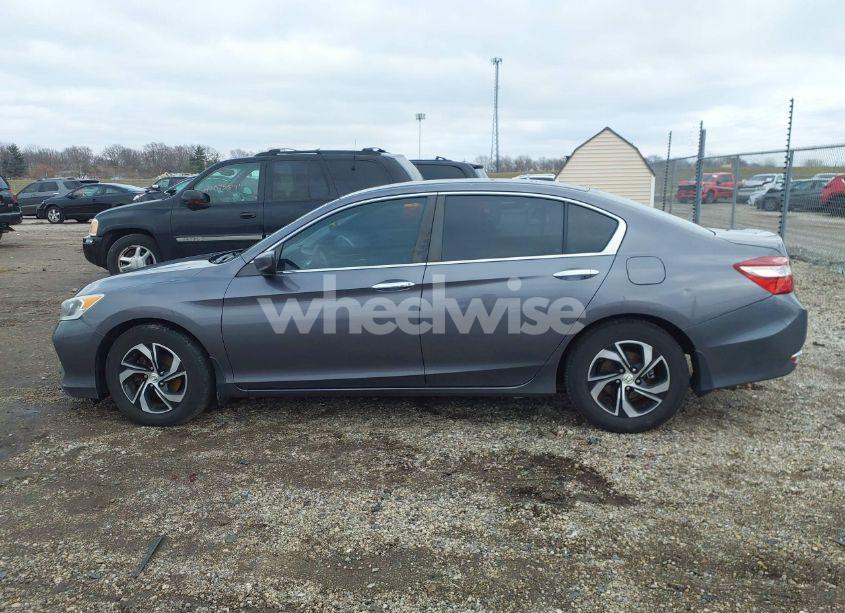 Photo 14 of 2016 Honda Accord LX (VIN 1HGCR2F39GA006045)