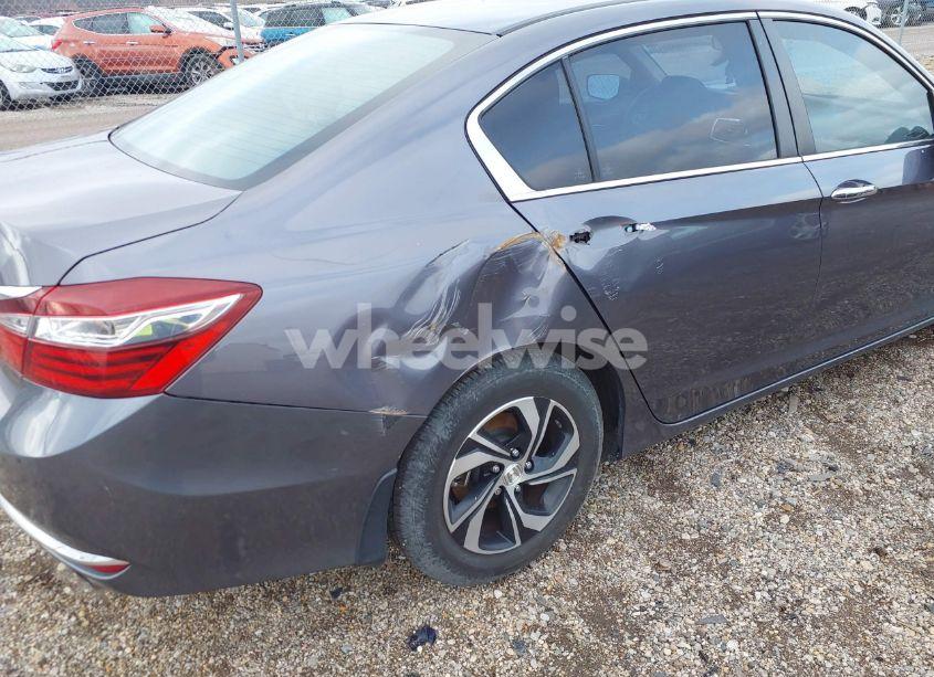 Photo 6 of 2016 Honda Accord LX (VIN 1HGCR2F39GA006045)