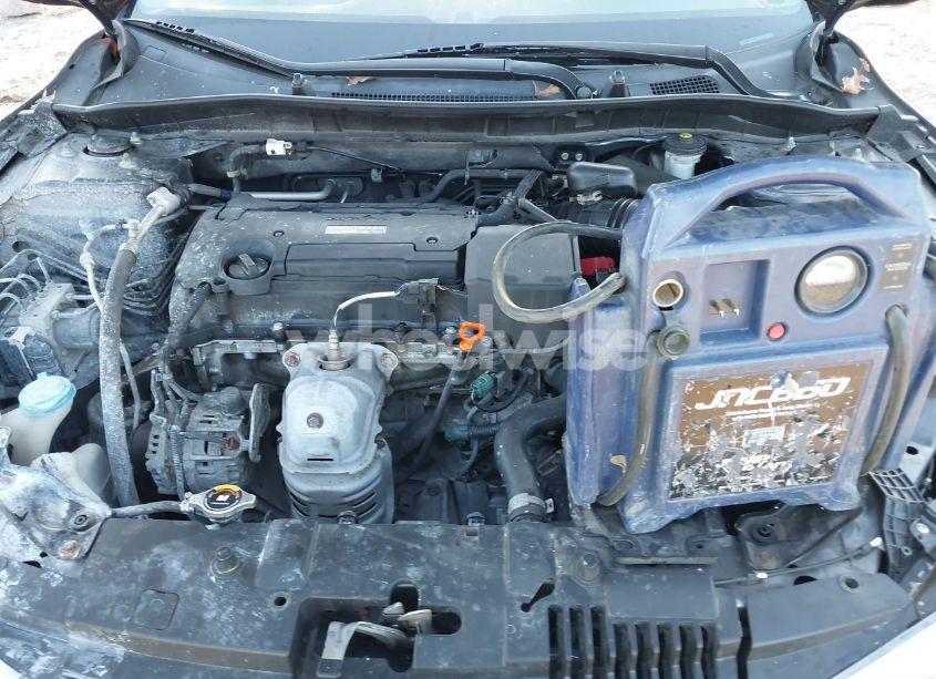 Photo 10 of 2016 Honda Accord LX (VIN 1HGCR2F39GA052426)