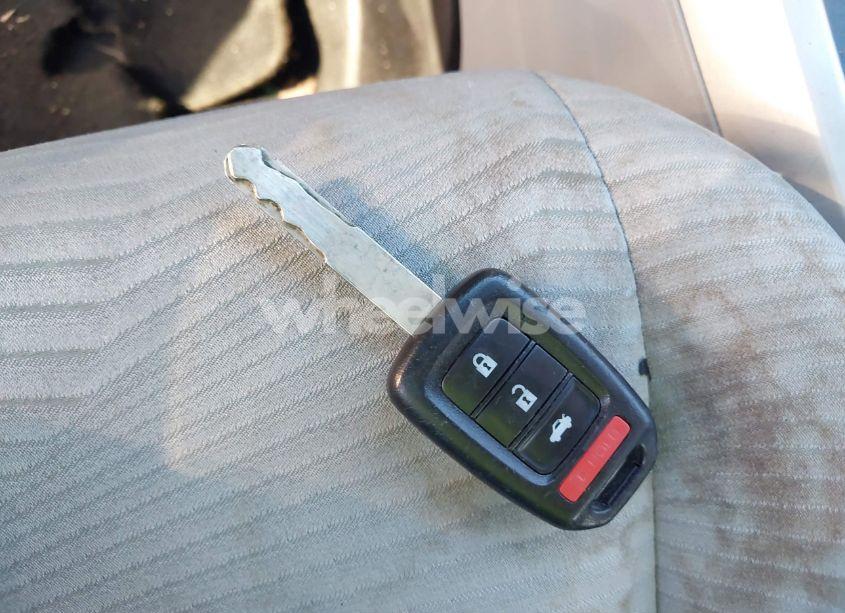 Photo 11 of 2016 Honda Accord LX (VIN 1HGCR2F39GA052426)