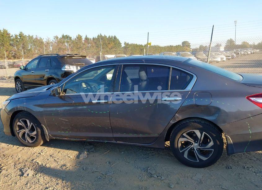 Photo 14 of 2016 Honda Accord LX (VIN 1HGCR2F39GA052426)