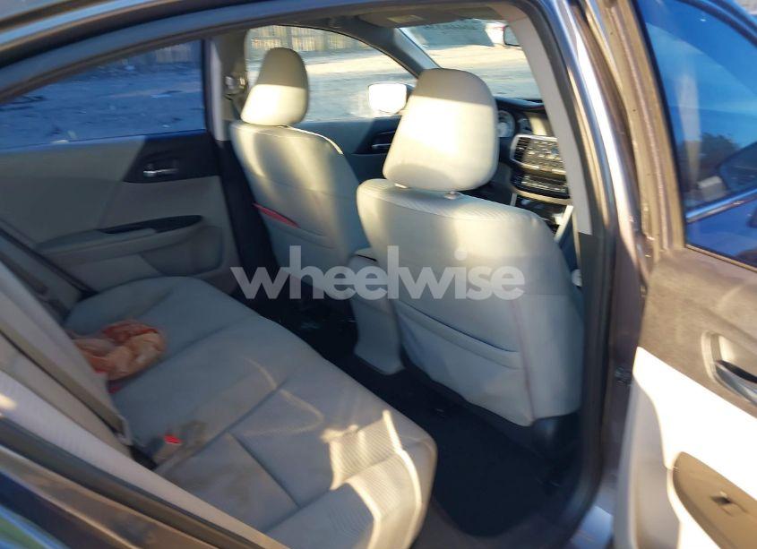 Photo 8 of 2016 Honda Accord LX (VIN 1HGCR2F39GA052426)