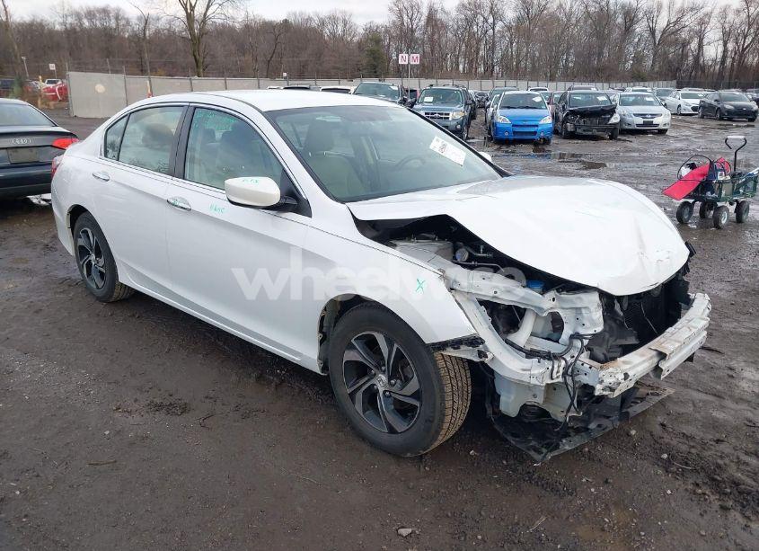 2016 Honda Accord LX (VIN 1HGCR2F39GA106923) main photo