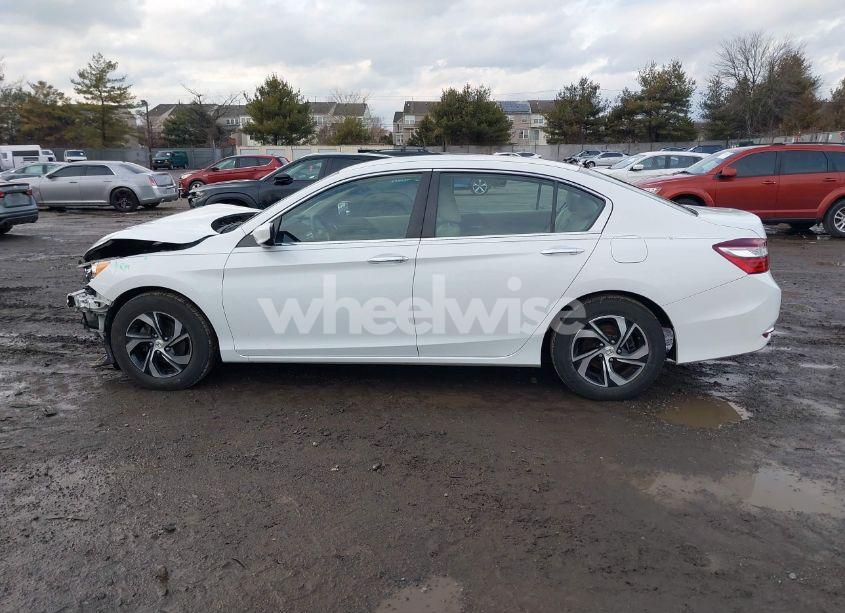 Photo 14 of 2016 Honda Accord LX (VIN 1HGCR2F39GA106923)