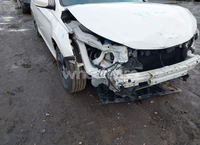 Photo 17 of 2016 Honda Accord LX (VIN 1HGCR2F39GA106923)