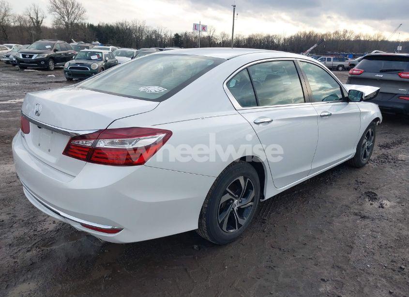 Photo 4 of 2016 Honda Accord LX (VIN 1HGCR2F39GA106923)