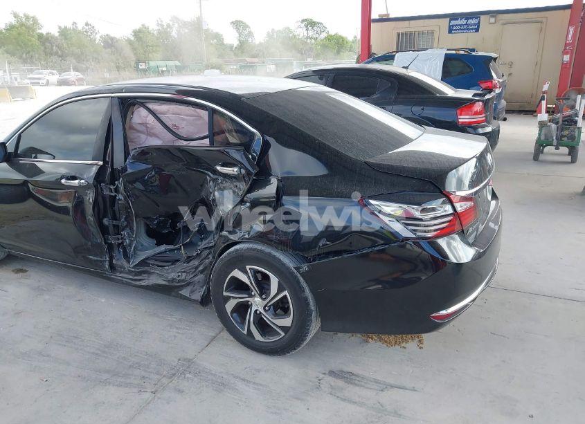 Photo 6 of 2016 Honda Accord LX (VIN 1HGCR2F39GA122412)