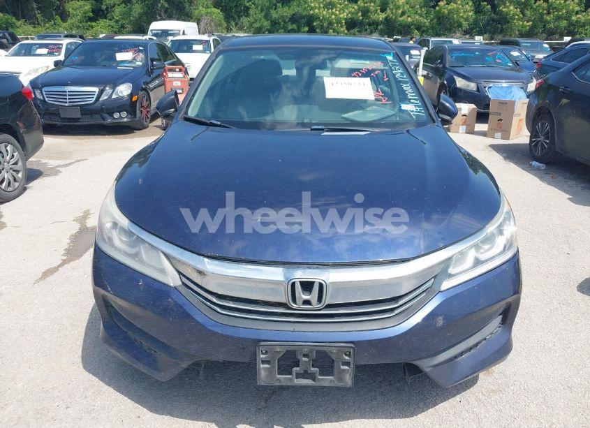 Photo 6 of 2016 Honda Accord LX (VIN 1HGCR2F39GA129277)