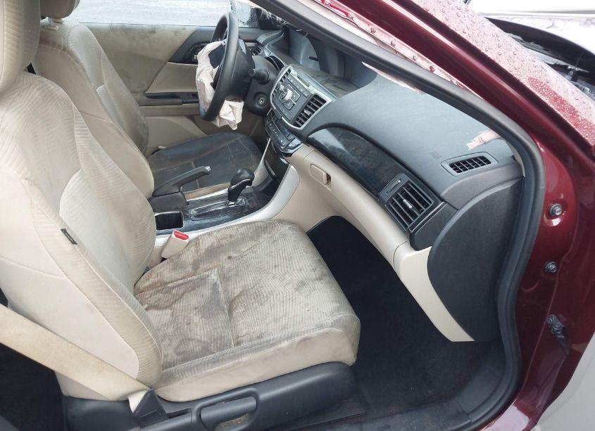 Photo 5 of 2016 Honda Accord LX (VIN 1HGCR2F39GA144863)