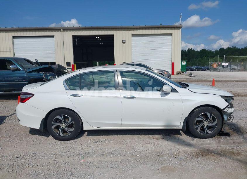 Photo 14 of 2016 Honda Accord LX (VIN 1HGCR2F39GA169424)