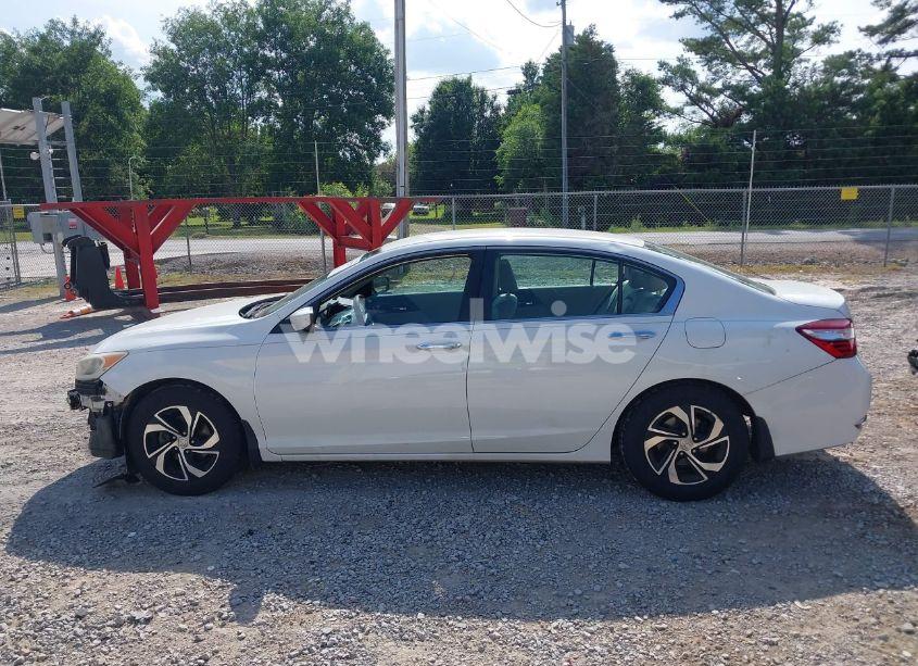 Photo 15 of 2016 Honda Accord LX (VIN 1HGCR2F39GA169424)