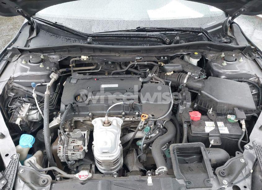 Photo 10 of 2016 Honda Accord LX (VIN 1HGCR2F39GA183615)