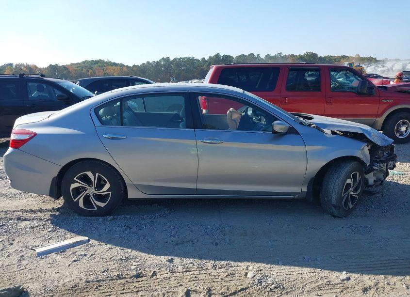 Photo 13 of 2016 Honda Accord LX (VIN 1HGCR2F39GA236975)