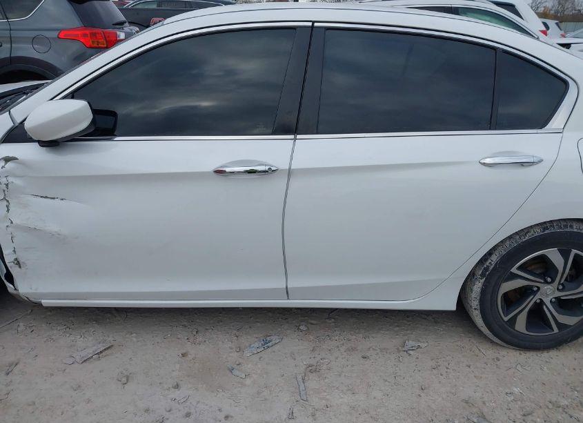 Photo 14 of 2016 Honda Accord LX (VIN 1HGCR2F39GA246440)