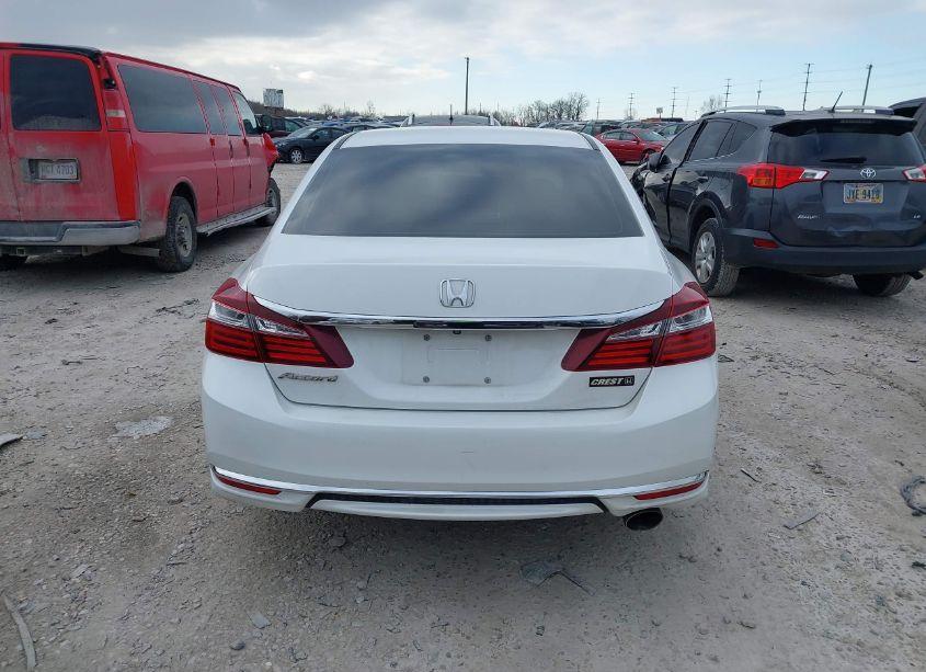 Photo 16 of 2016 Honda Accord LX (VIN 1HGCR2F39GA246440)