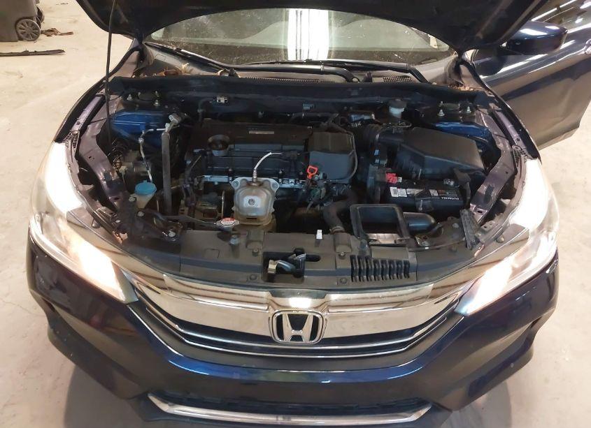 Photo 10 of 2017 Honda Accord LX (VIN 1HGCR2F39HA057756)
