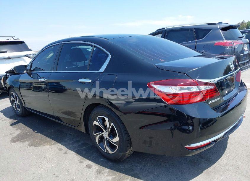 Photo 15 of 2017 Honda Accord LX (VIN 1HGCR2F39HA080521)