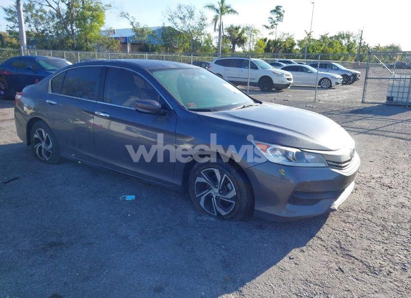 2017 Honda Accord LX (VIN 1HGCR2F39HA117437) main photo