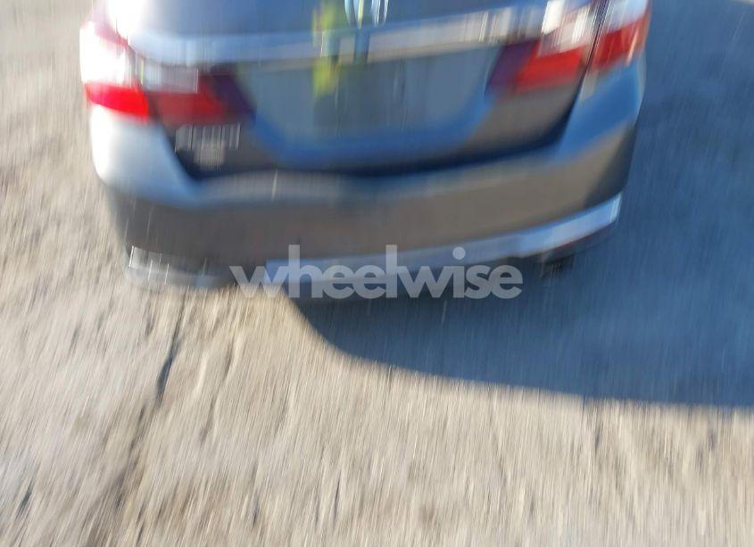 Photo 17 of 2017 Honda Accord LX (VIN 1HGCR2F39HA117437)