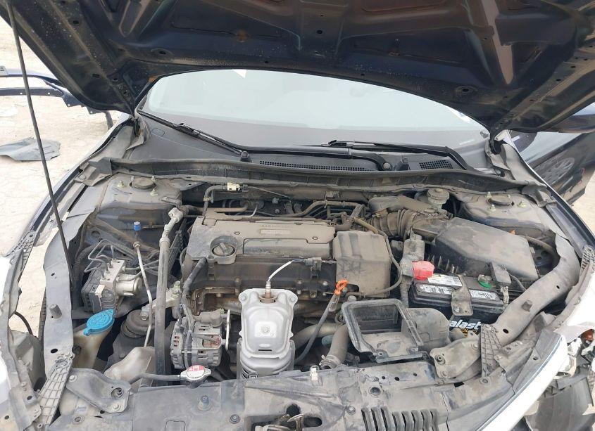 Photo 10 of 2017 Honda Accord LX (VIN 1HGCR2F39HA130575)