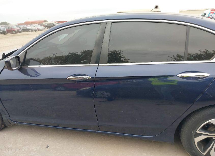 Photo 15 of 2017 Honda Accord LX (VIN 1HGCR2F39HA130575)