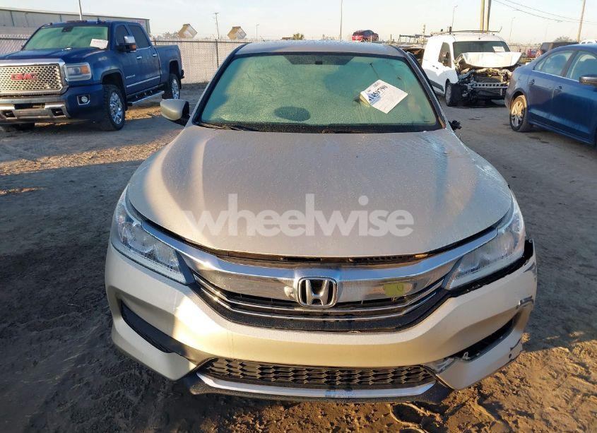 Photo 13 of 2017 Honda Accord LX (VIN 1HGCR2F39HA199069)