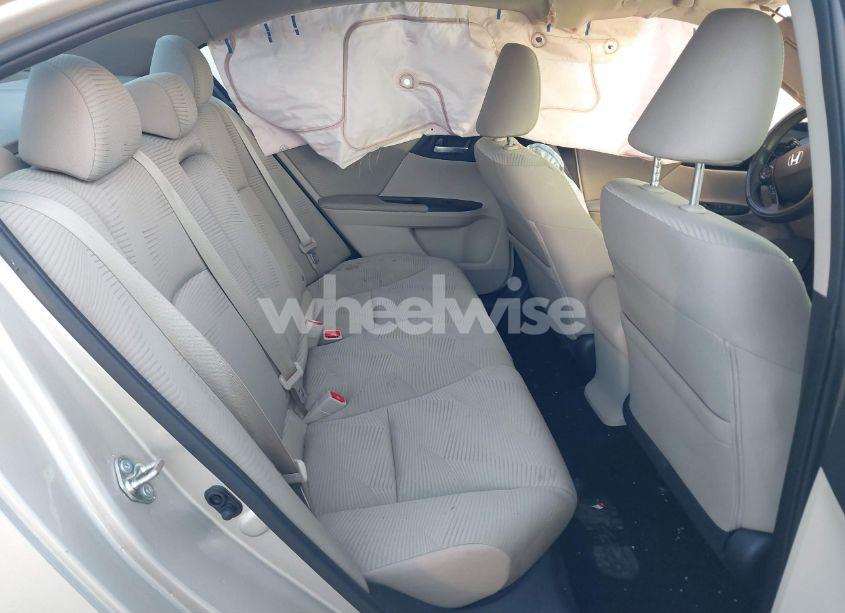 Photo 8 of 2017 Honda Accord LX (VIN 1HGCR2F39HA199069)