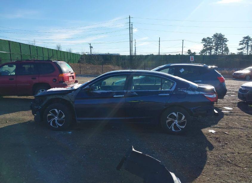 Photo 14 of 2017 Honda Accord LX (VIN 1HGCR2F39HA239912)