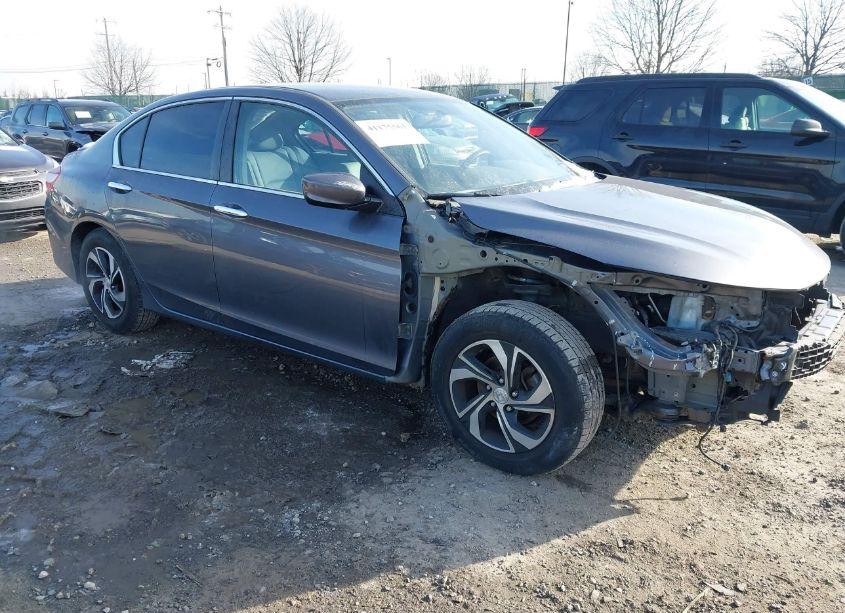 2017 Honda Accord LX (VIN 1HGCR2F39HA246200) main photo