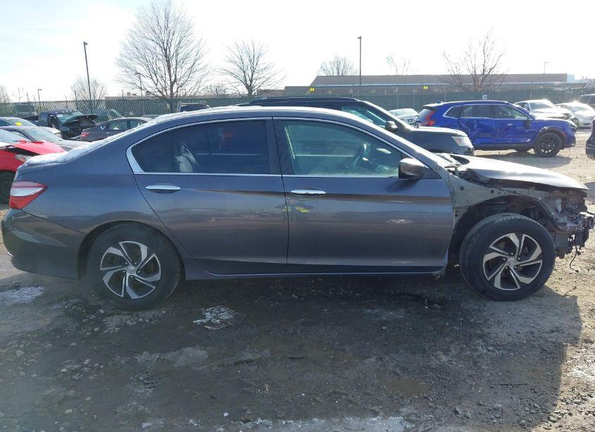 Photo 13 of 2017 Honda Accord LX (VIN 1HGCR2F39HA246200)