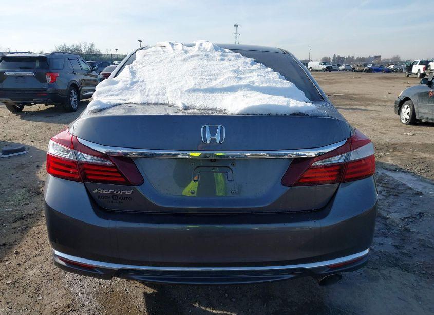 Photo 16 of 2017 Honda Accord LX (VIN 1HGCR2F39HA246200)