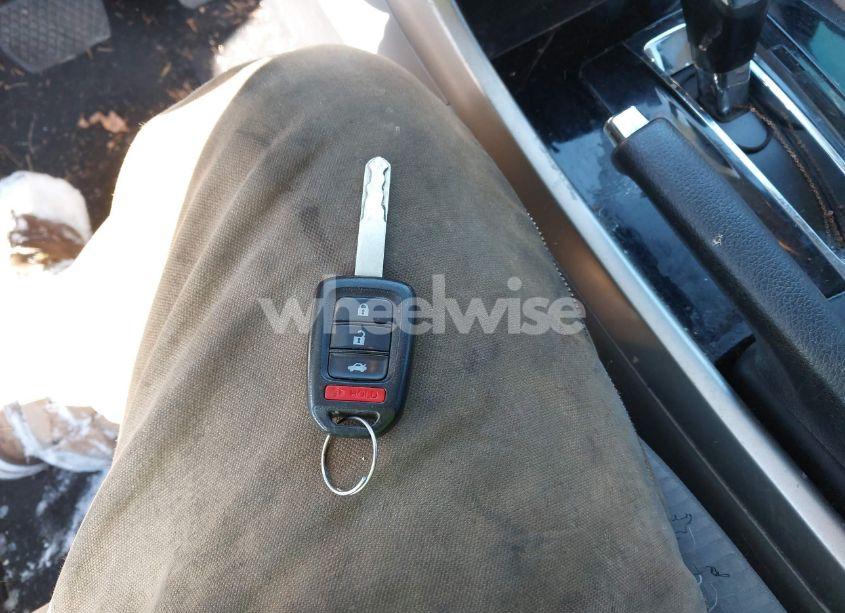 Photo 11 of 2017 Honda Accord LX (VIN 1HGCR2F39HA256726)