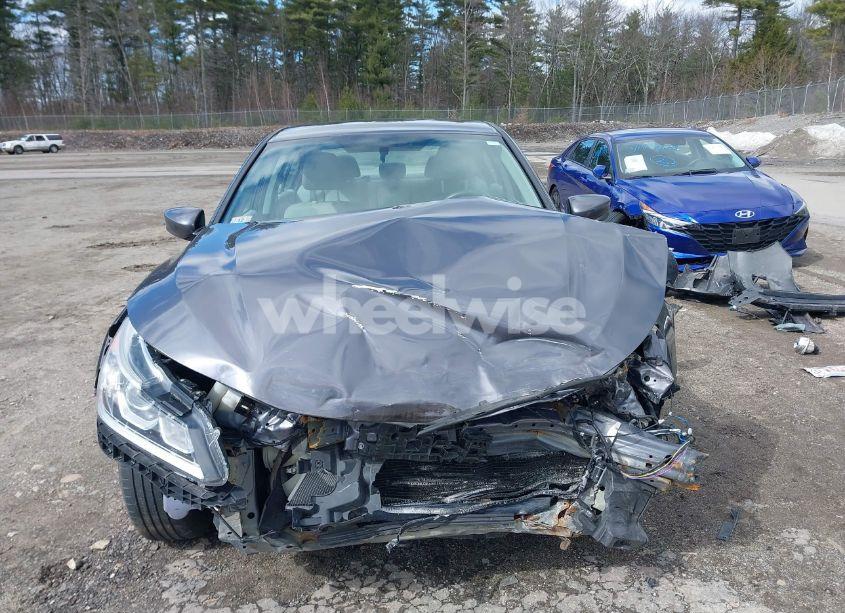 Photo 6 of 2017 Honda Accord LX (VIN 1HGCR2F39HA286356)