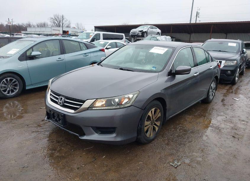 Photo 2 of 2013 Honda Accord LX (VIN 1HGCR2F3XDA040040)