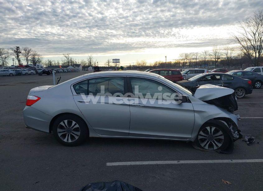 Photo 13 of 2013 Honda Accord LX (VIN 1HGCR2F3XDA053855)