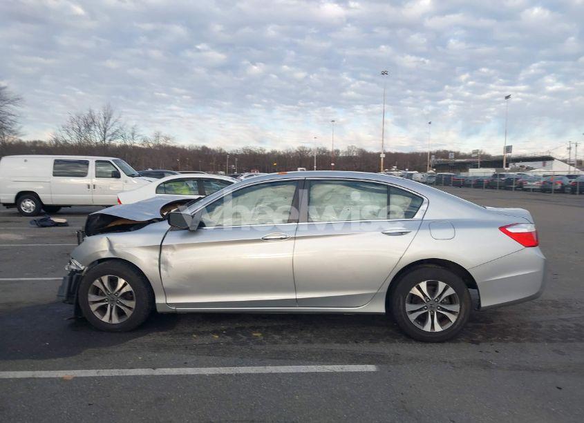 Photo 14 of 2013 Honda Accord LX (VIN 1HGCR2F3XDA053855)