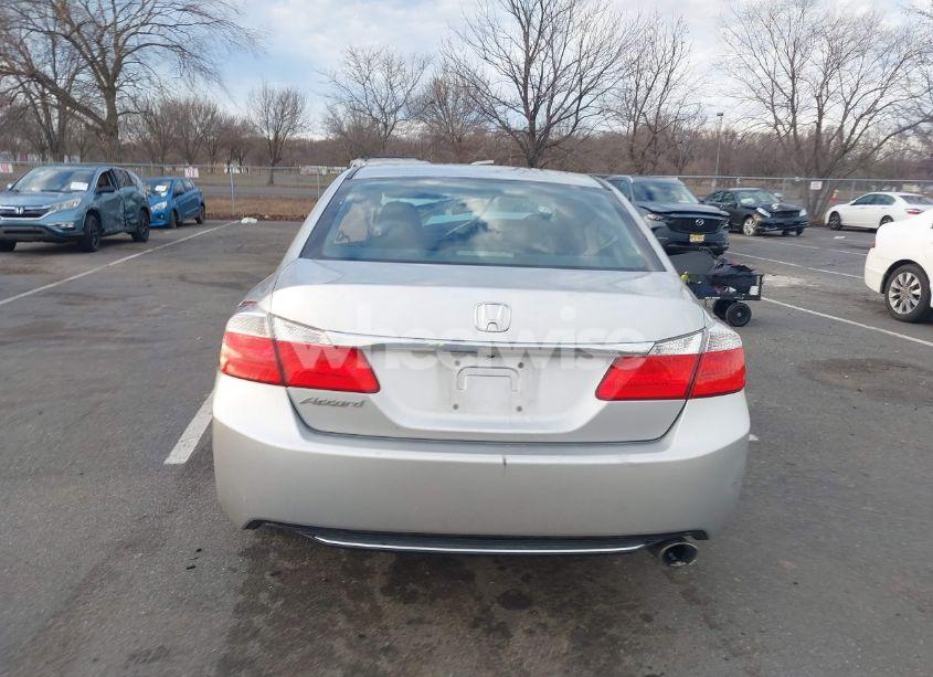 Photo 16 of 2013 Honda Accord LX (VIN 1HGCR2F3XDA053855)