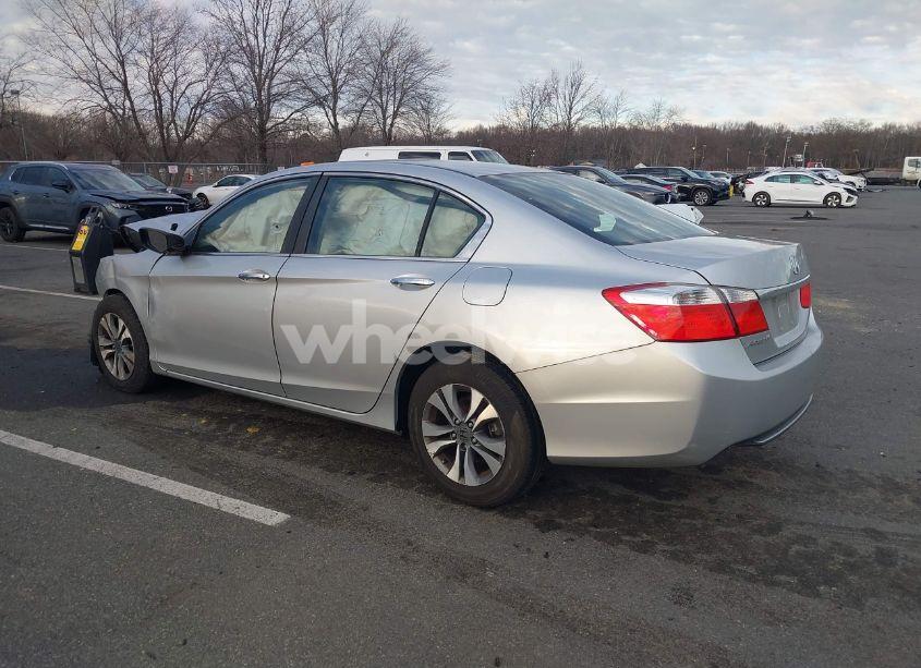 Photo 3 of 2013 Honda Accord LX (VIN 1HGCR2F3XDA053855)