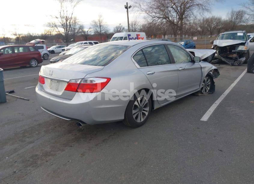 Photo 4 of 2013 Honda Accord LX (VIN 1HGCR2F3XDA053855)