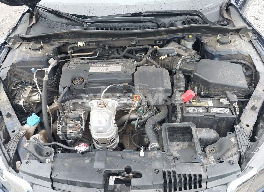 Photo 10 of 2013 Honda Accord LX (VIN 1HGCR2F3XDA054097)