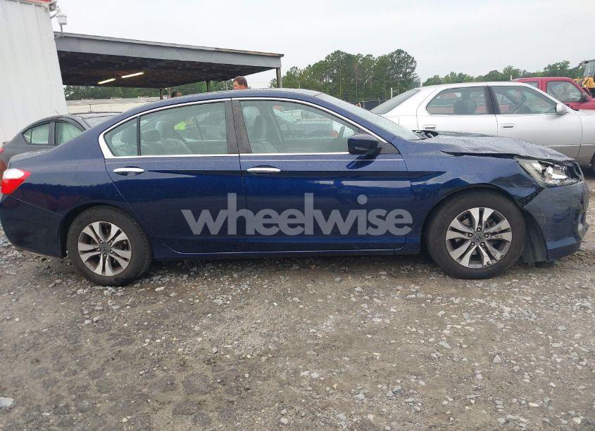 Photo 13 of 2013 Honda Accord LX (VIN 1HGCR2F3XDA054097)