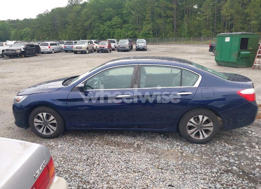Photo 14 of 2013 Honda Accord LX (VIN 1HGCR2F3XDA054097)