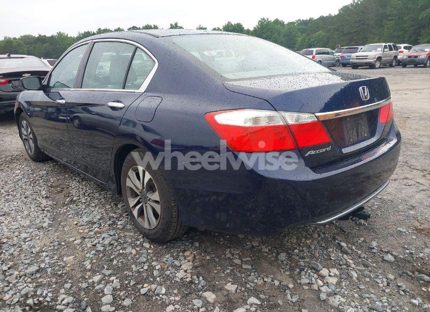 Photo 3 of 2013 Honda Accord LX (VIN 1HGCR2F3XDA054097)