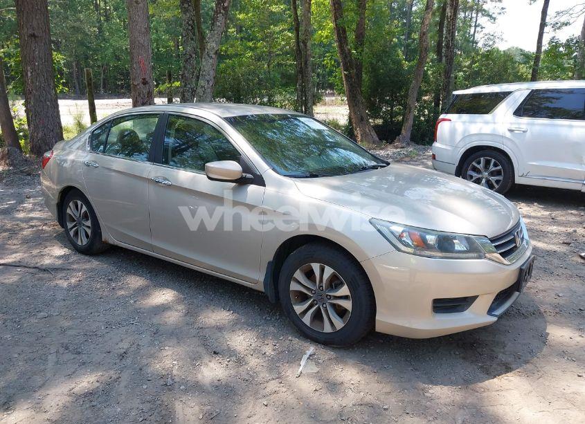 2013 Honda Accord LX (VIN 1HGCR2F3XDA099881) main photo