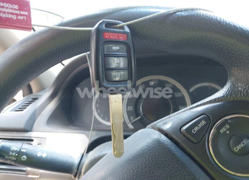 Photo 11 of 2013 Honda Accord LX (VIN 1HGCR2F3XDA099881)