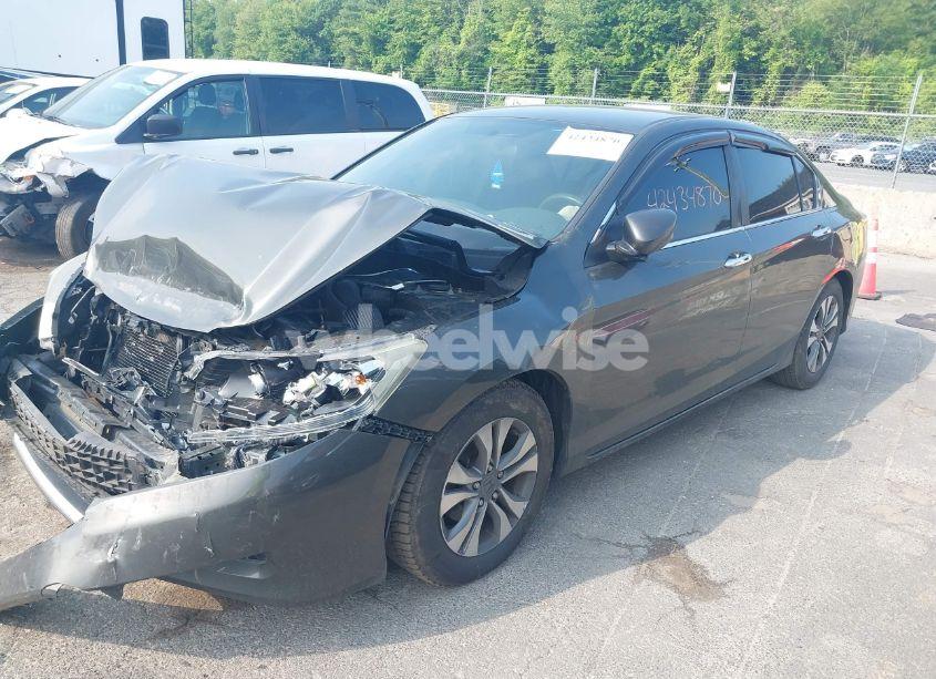 Photo 2 of 2013 Honda Accord LX (VIN 1HGCR2F3XDA142230)