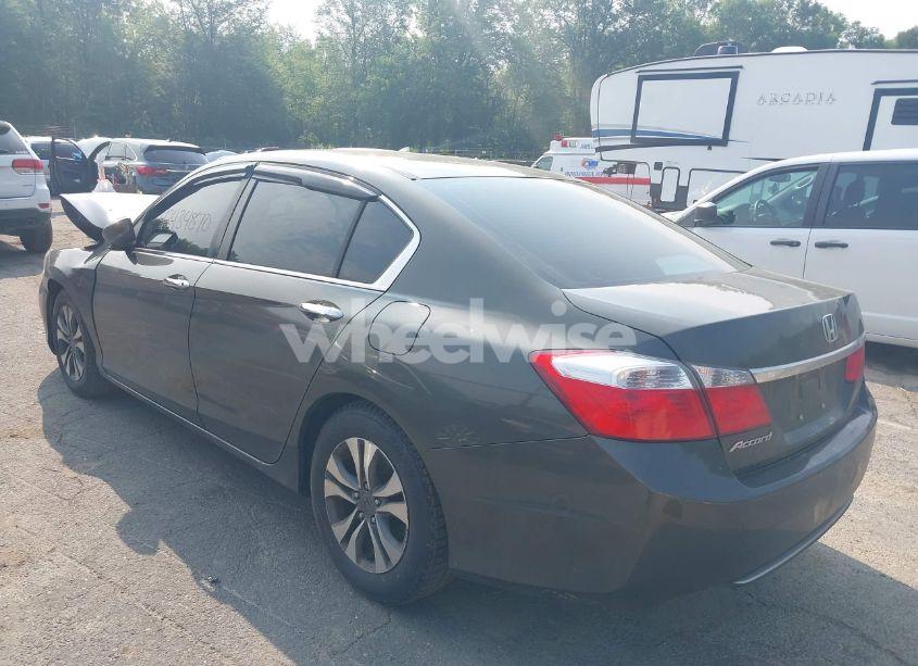 Photo 3 of 2013 Honda Accord LX (VIN 1HGCR2F3XDA142230)